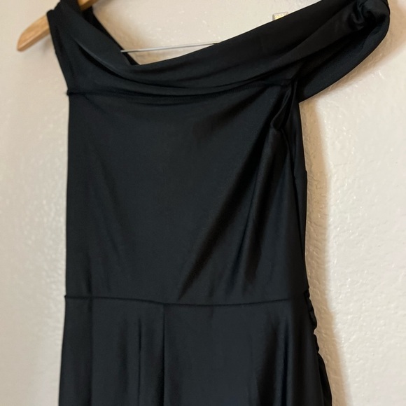 NWOT Absolute Glamour Black Off-the-Shoulder Maxi Dress - Picture 8 of 8